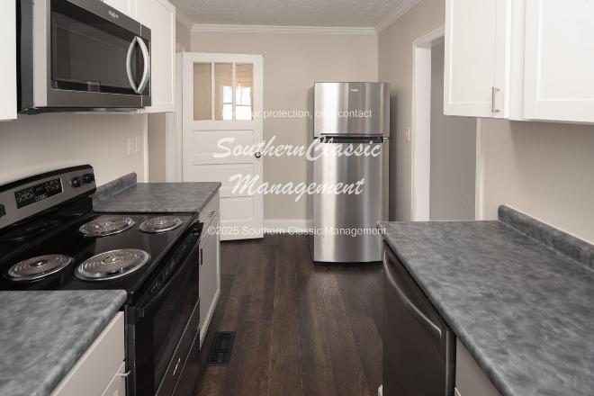 341 N Elbert St – photo 3