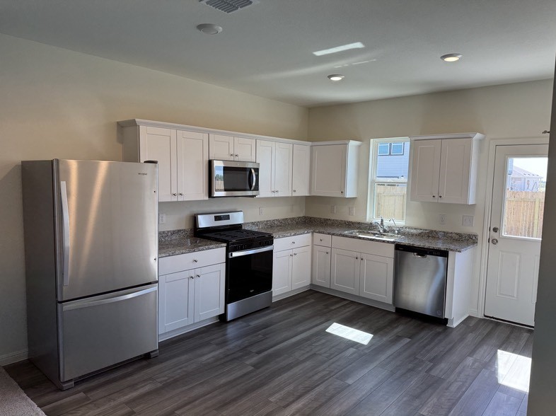 309 Plateau St – photo 3