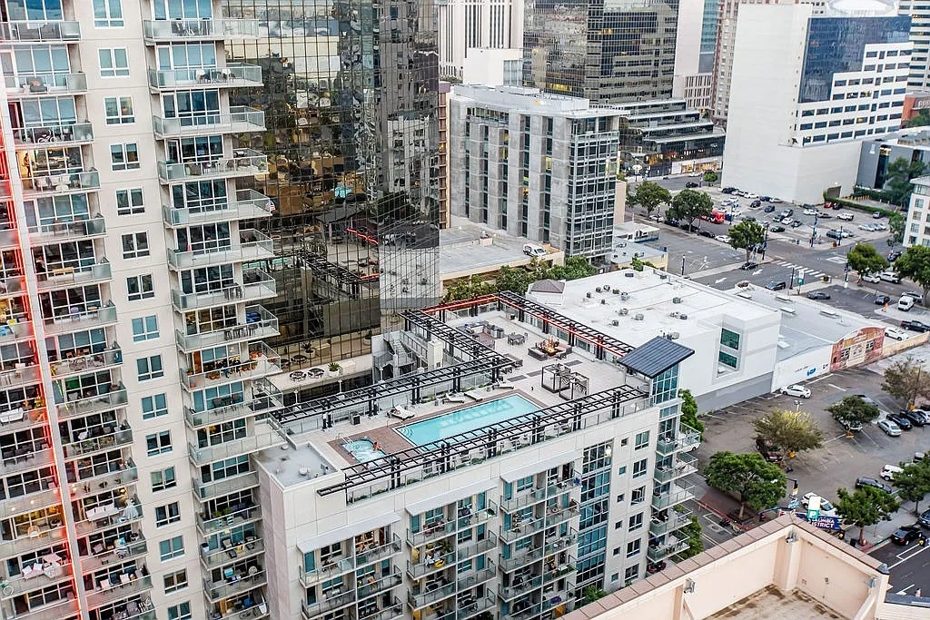 Allegro Towers – photo 3
