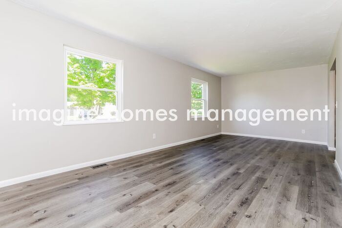 973 W Kemper Rd – photo 4