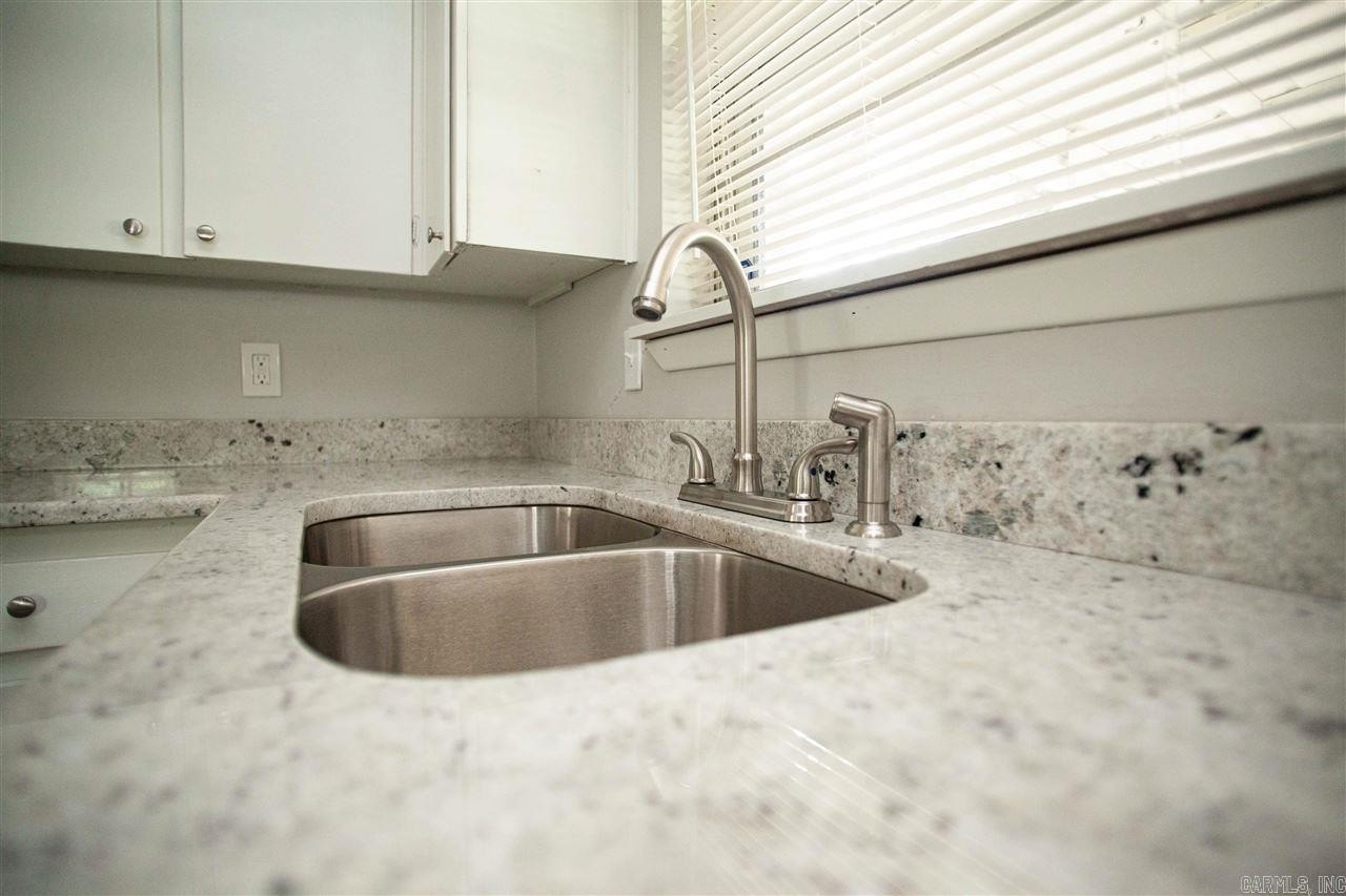 7125 Redwood Dr – photo 4