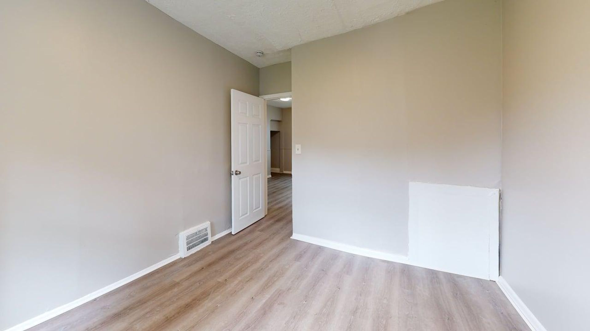 888 Rondel Rd unit Unit 1 - Down – photo 3
