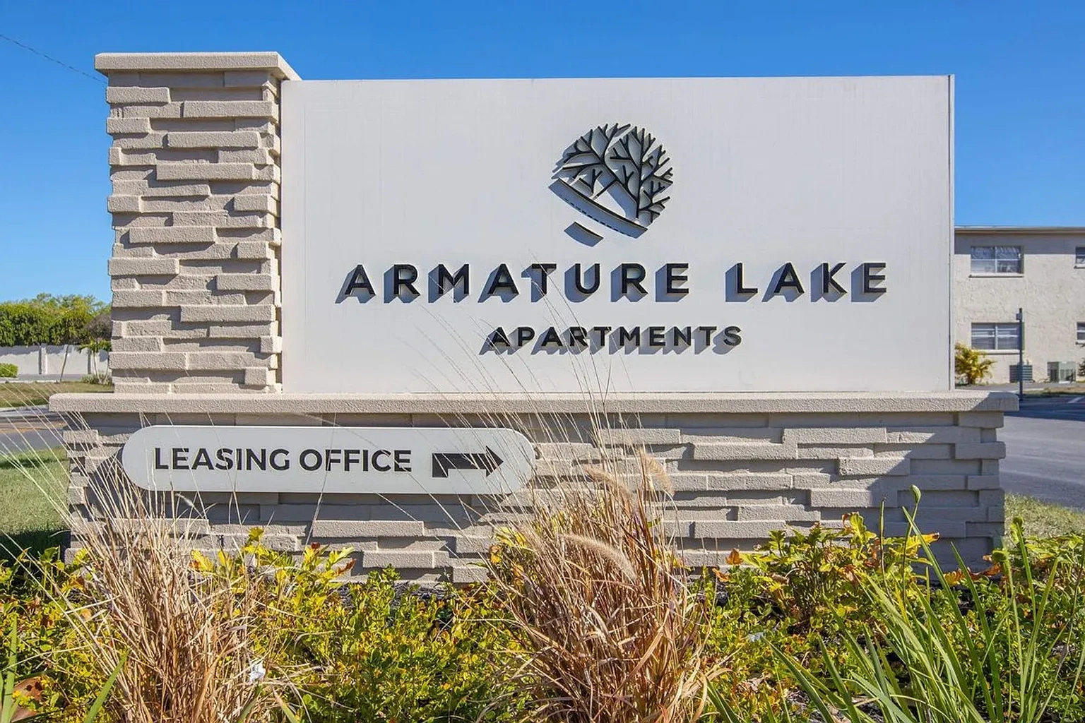 Armature Lake Apartments – photo 2