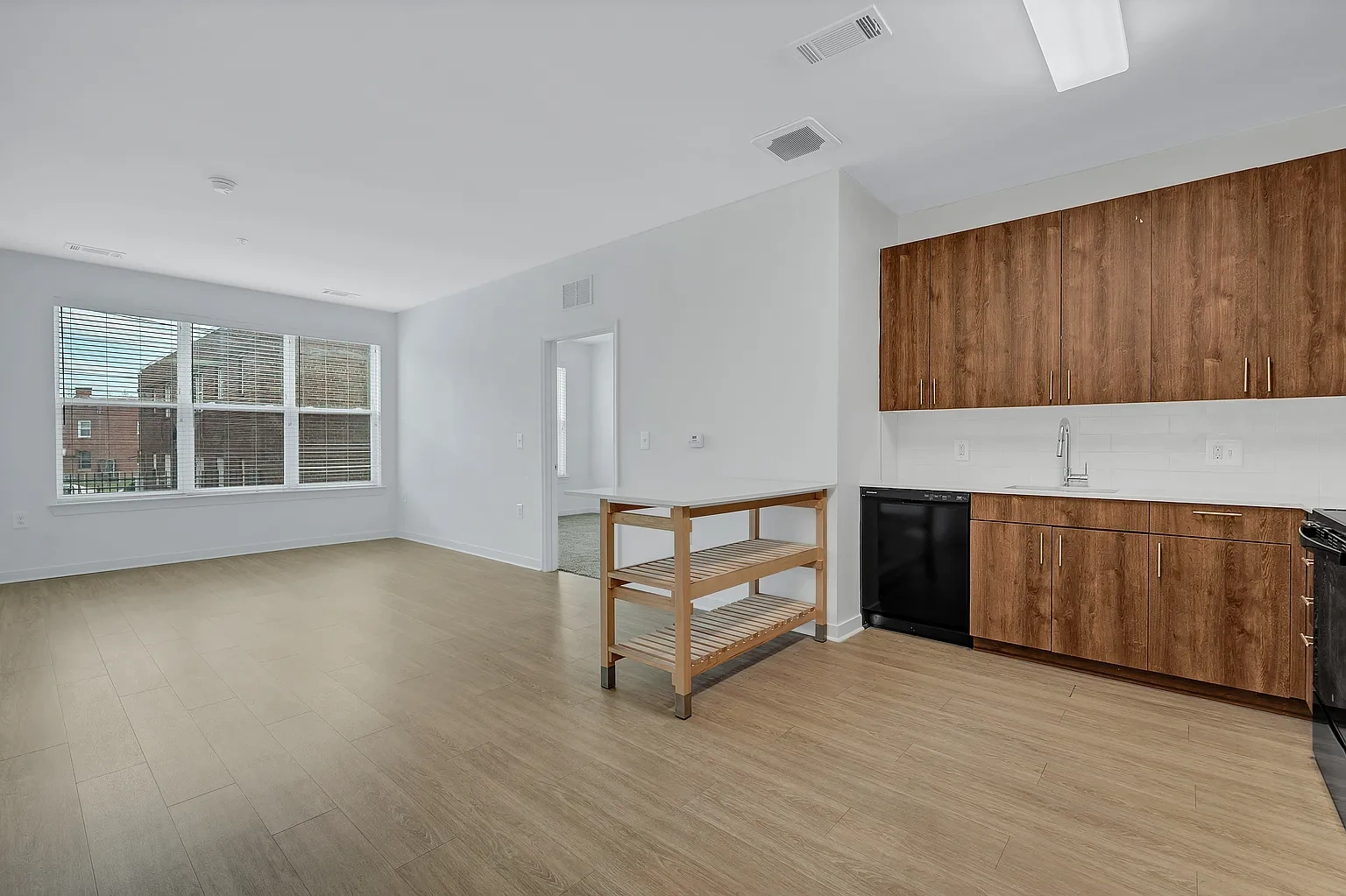 Solstice Apartments – photo 5