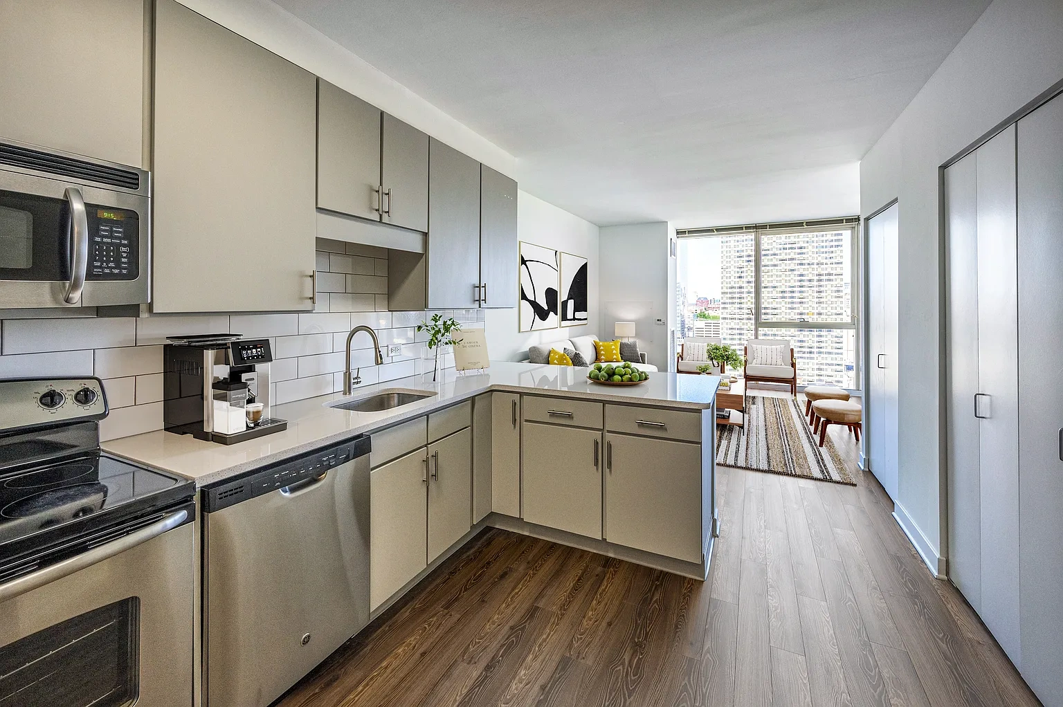 2116 Chestnut – photo 4