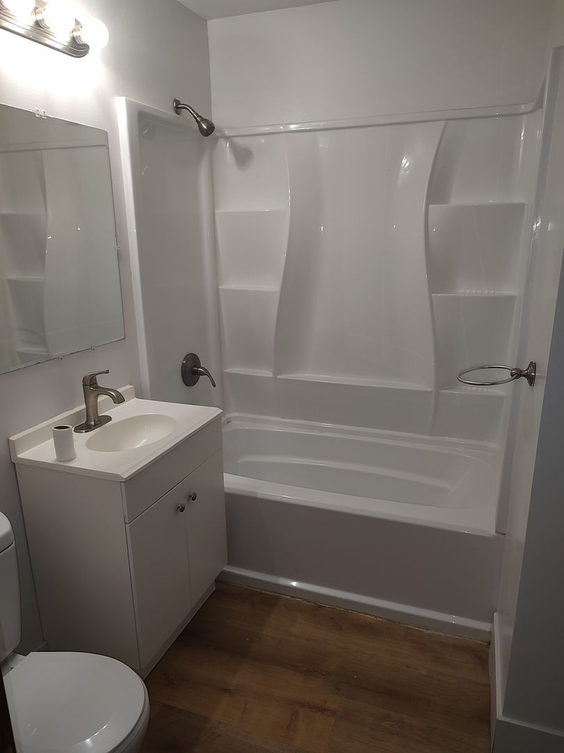 3710 Douglas Ave unit 102 – photo 2