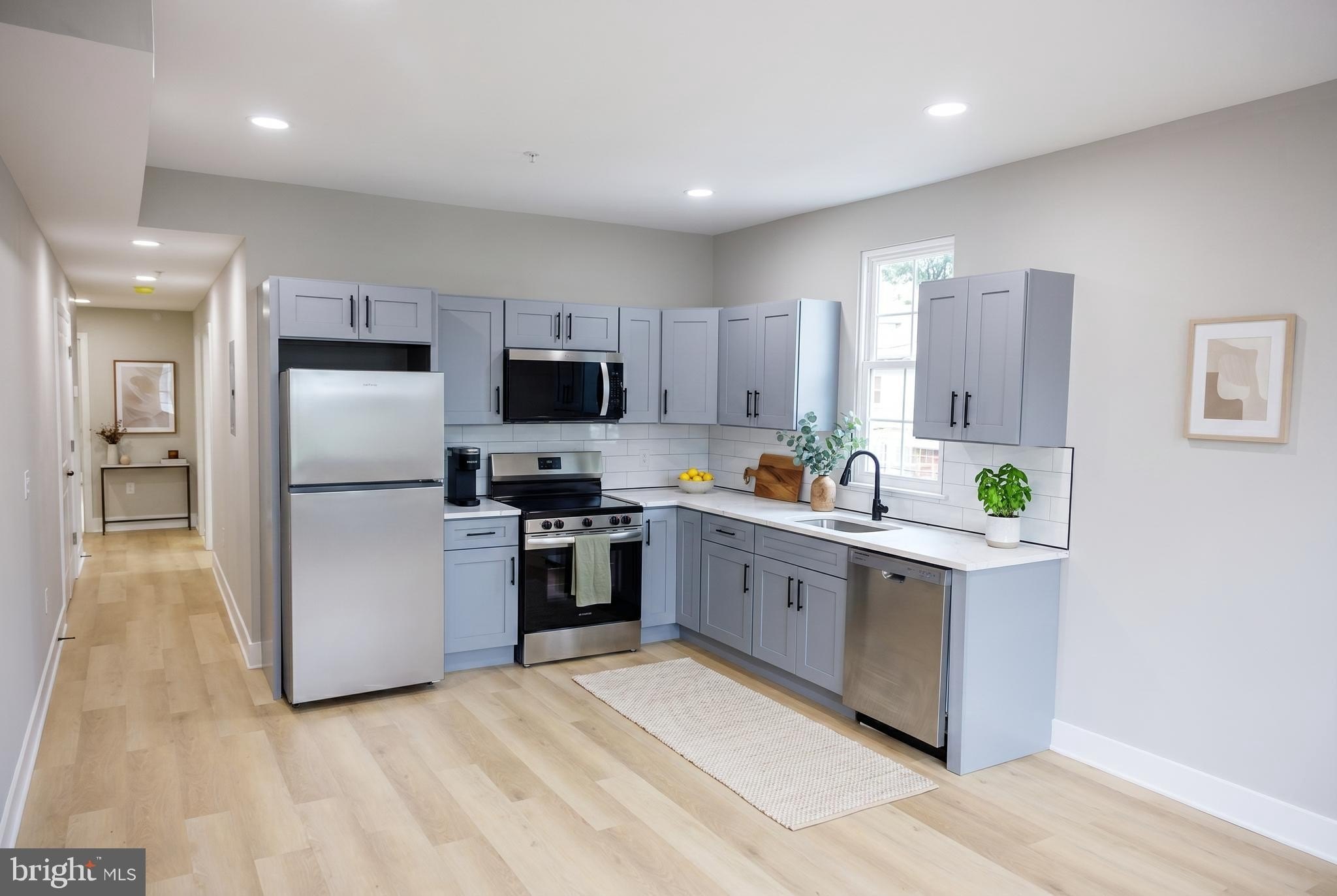 1201 Lindley Ave – photo 1