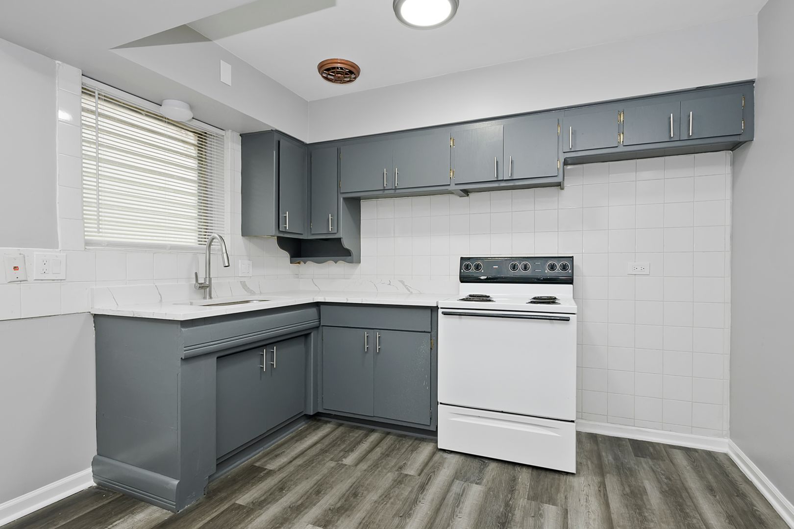 10511 S Hale Ave unit 10511-2A – photo 4