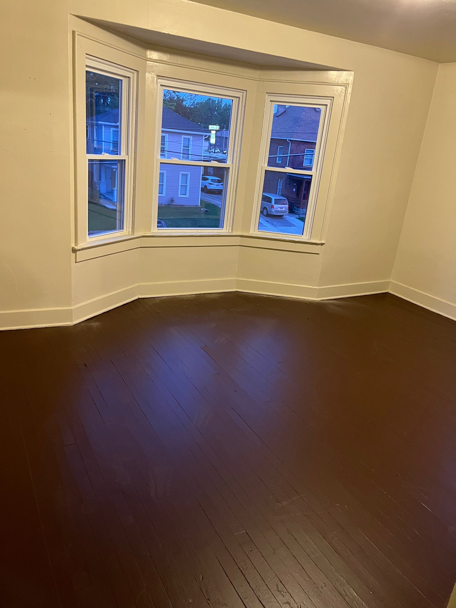 724 W North St – photo 5