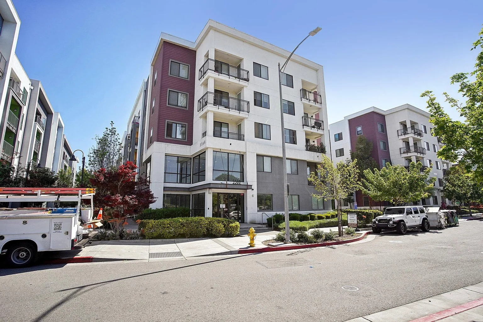 Oak Grove Apartments – photo 1