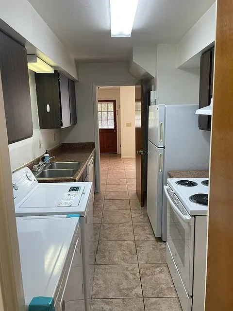 Eagle Pass Apartments – photo 5