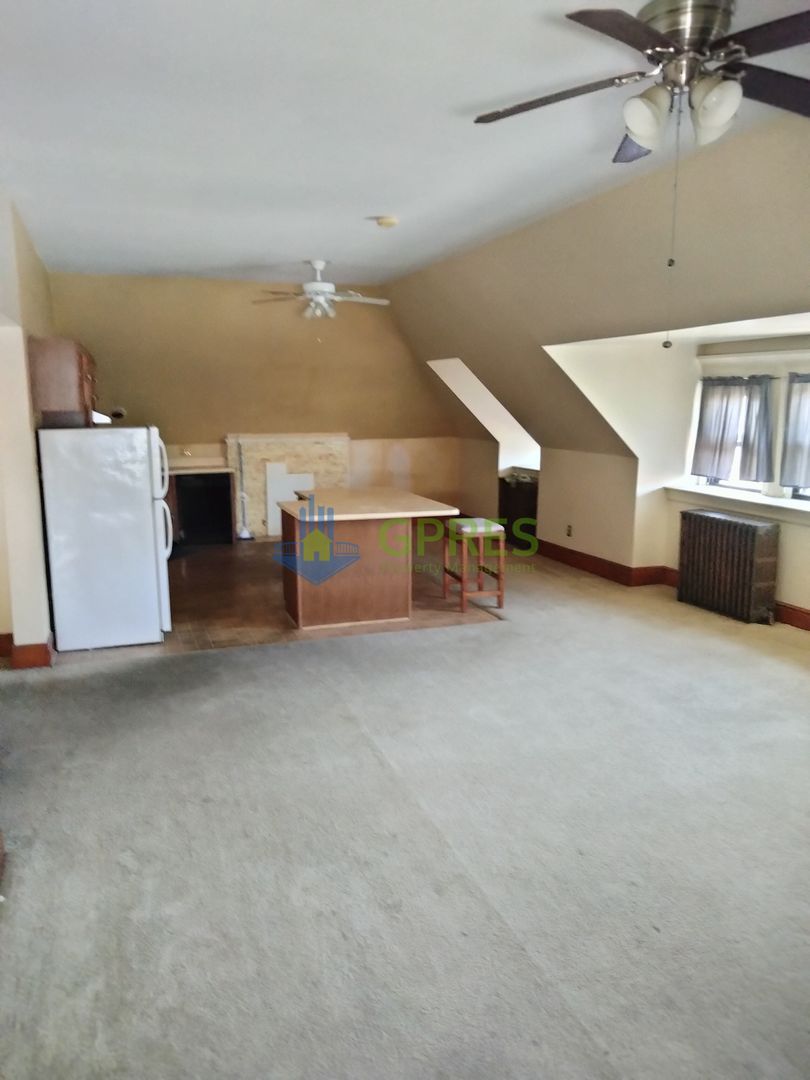 425 S Aiken Ave unit Unit 3 – photo 3