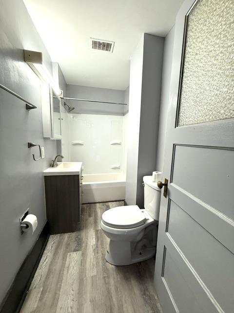 220 E State St unit 4 – photo 5