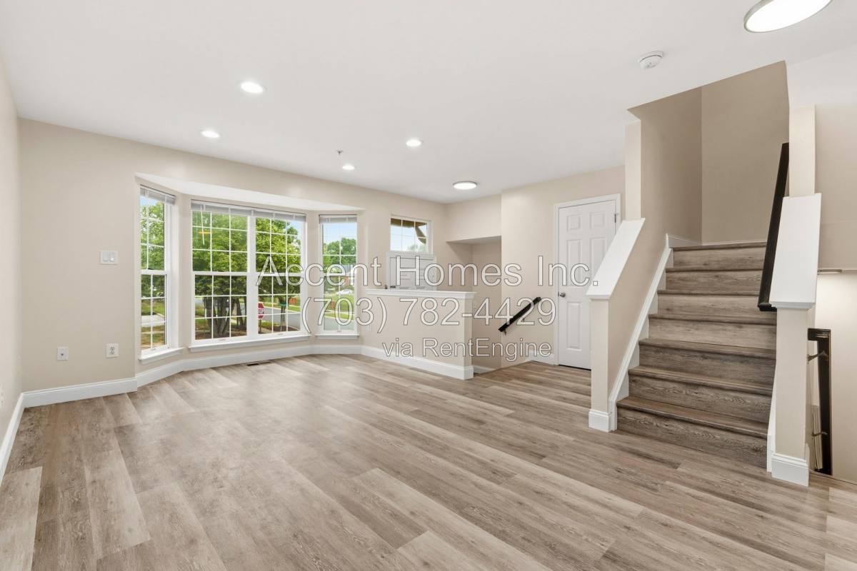 10299 Wimbledon Pl – photo 5