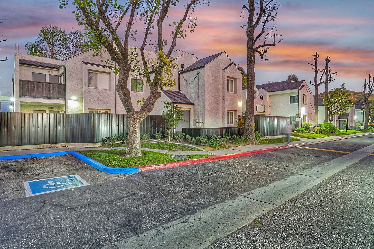 The Monroe Apartment Homes – photo 2