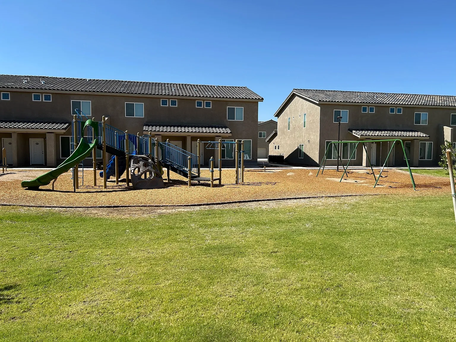 Desert View Villas Luxury Townhomes – photo 2