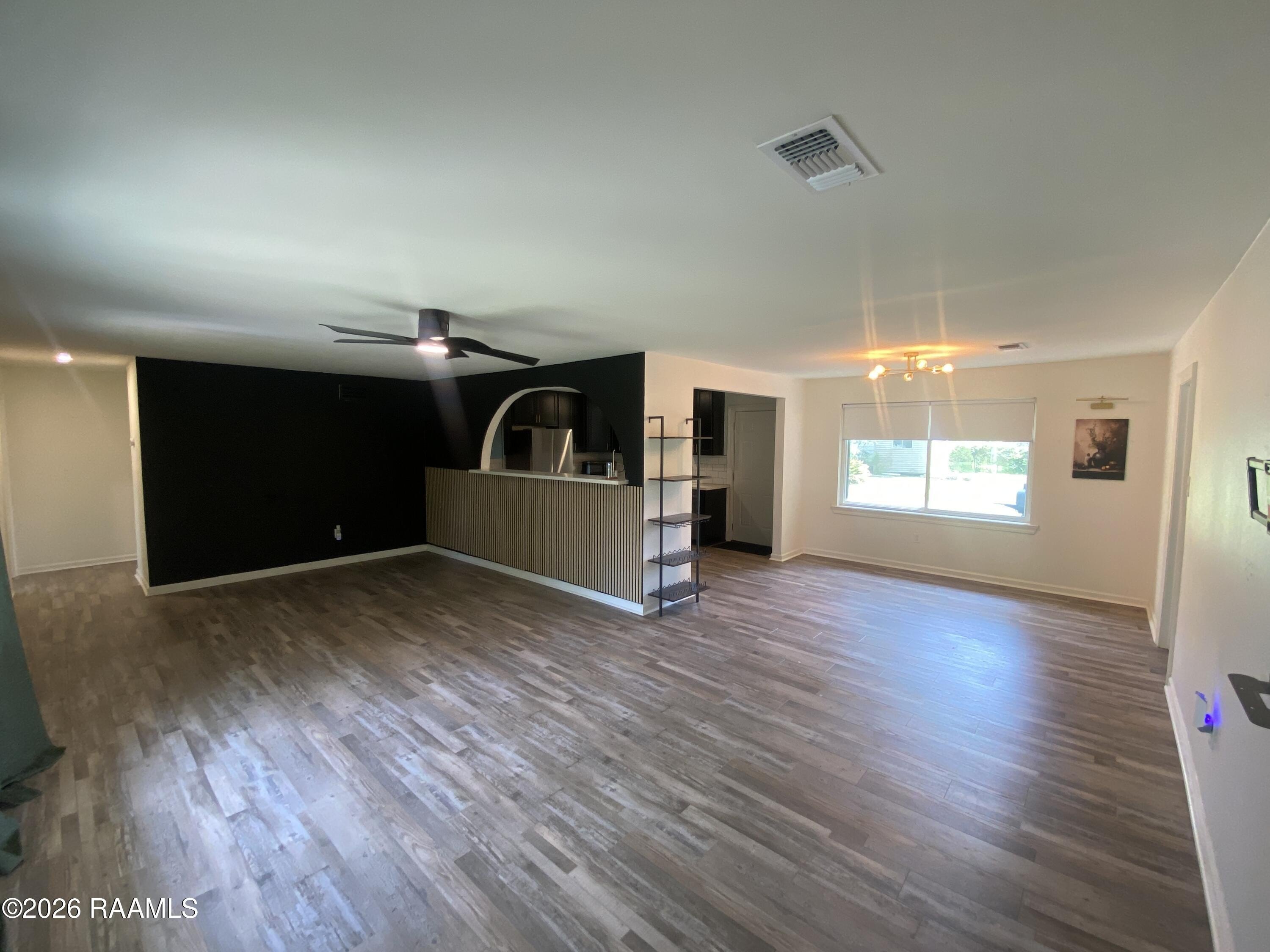 9922 N Parkview Dr – photo 3
