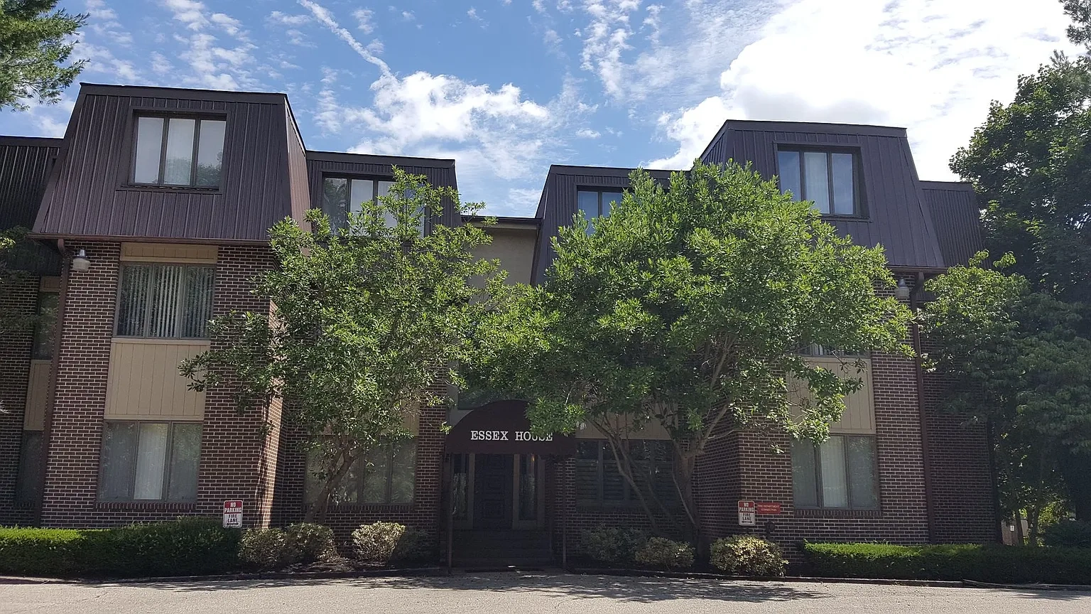 Monticello Apartments & Townhomes including Logan Gate & Logan Way – photo 1