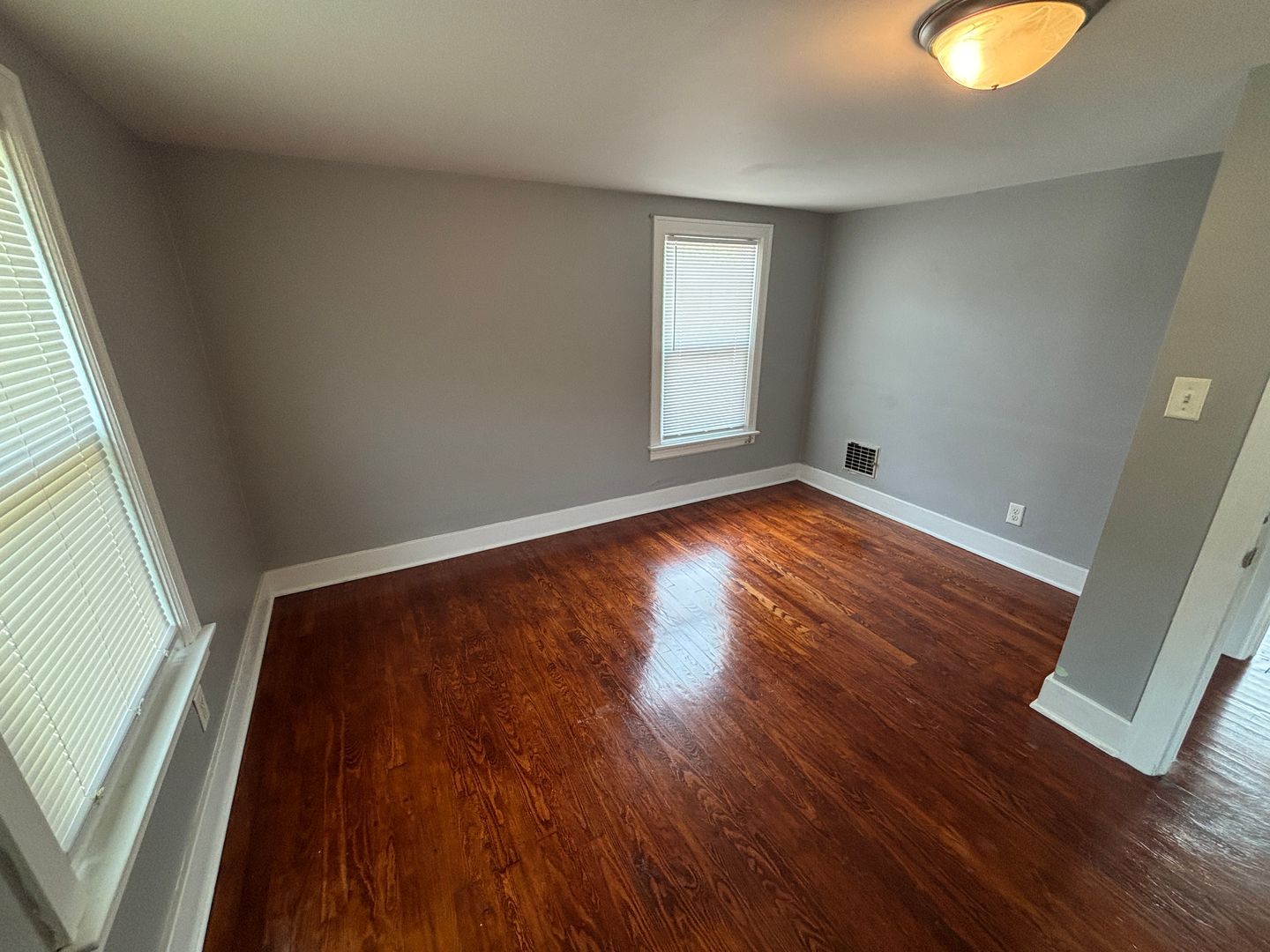 1060 Sugar Grove Rd SE – photo 3