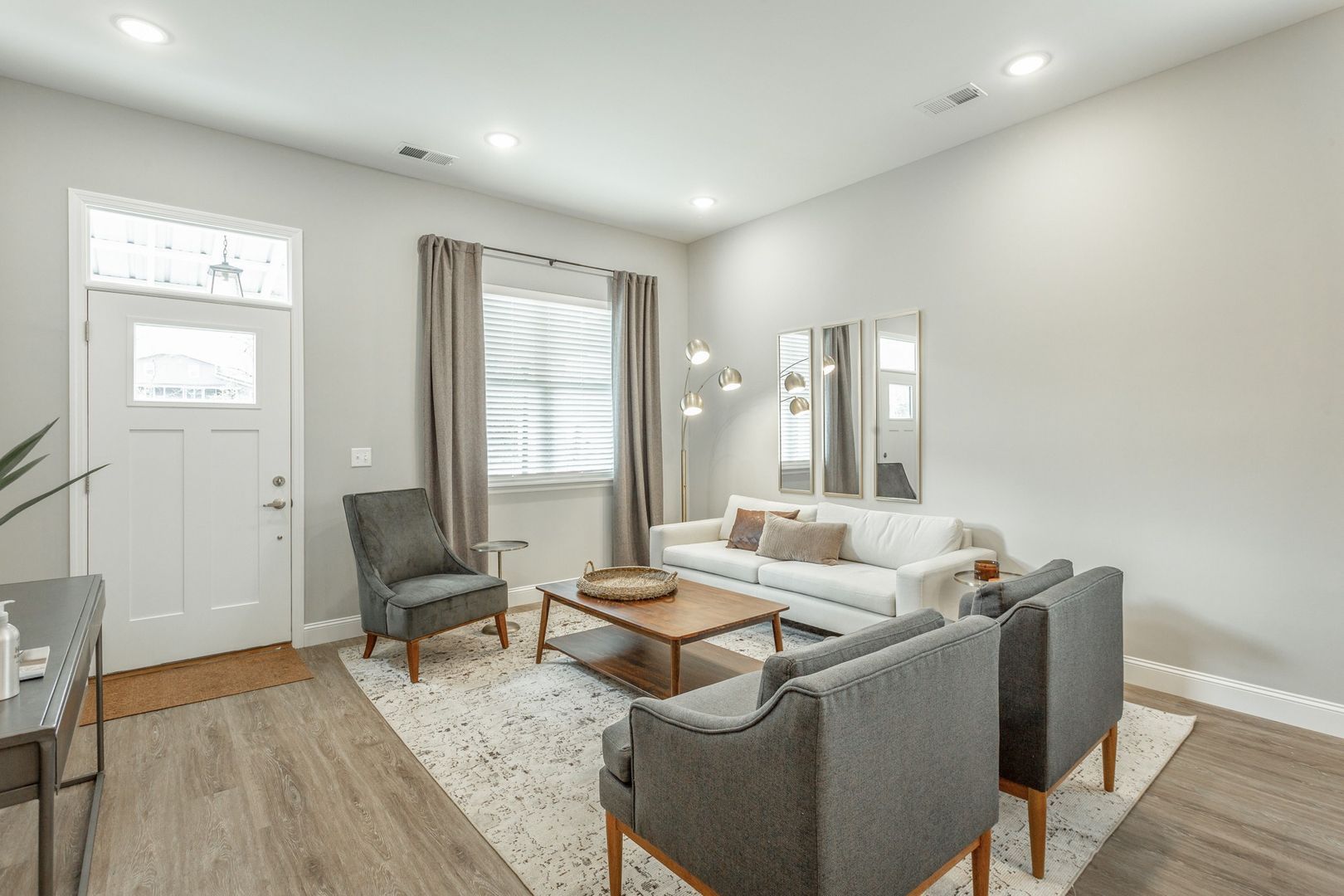594 Strong Ave – photo 5