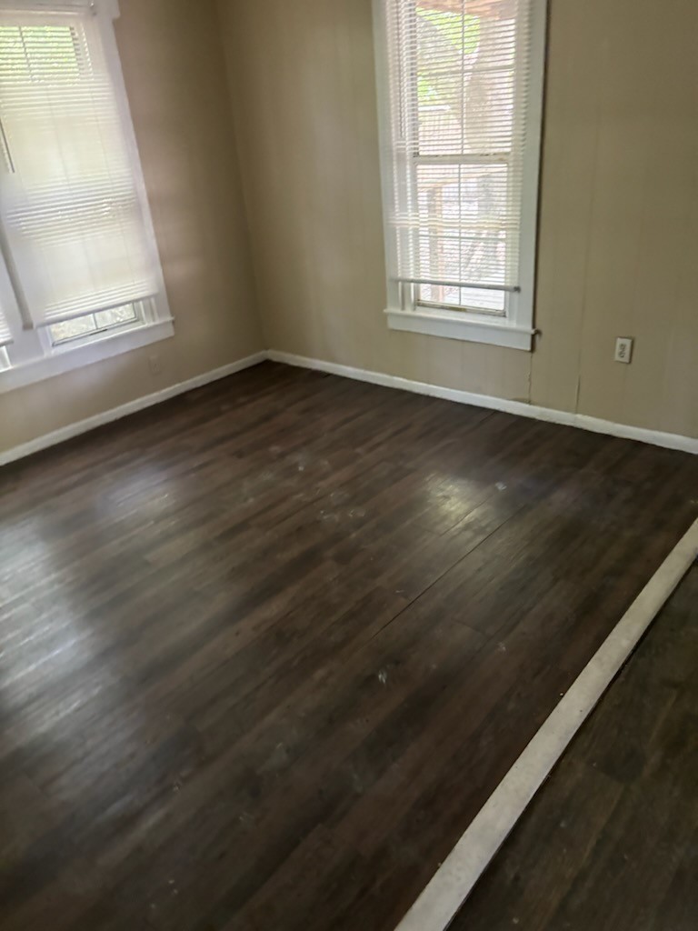 111 White Oak St – photo 3