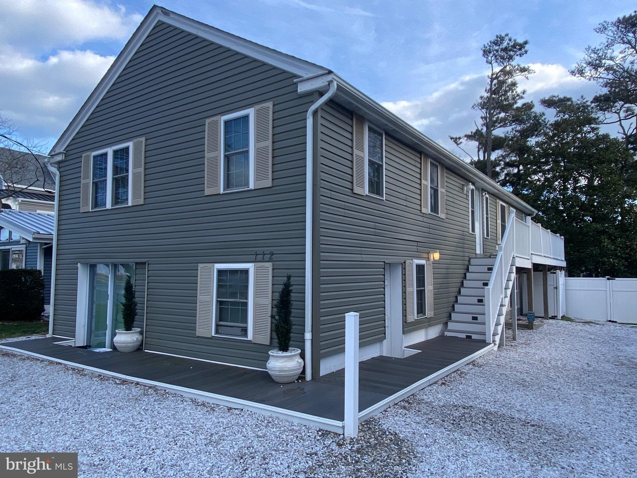 112 Houston St #B – photo 1