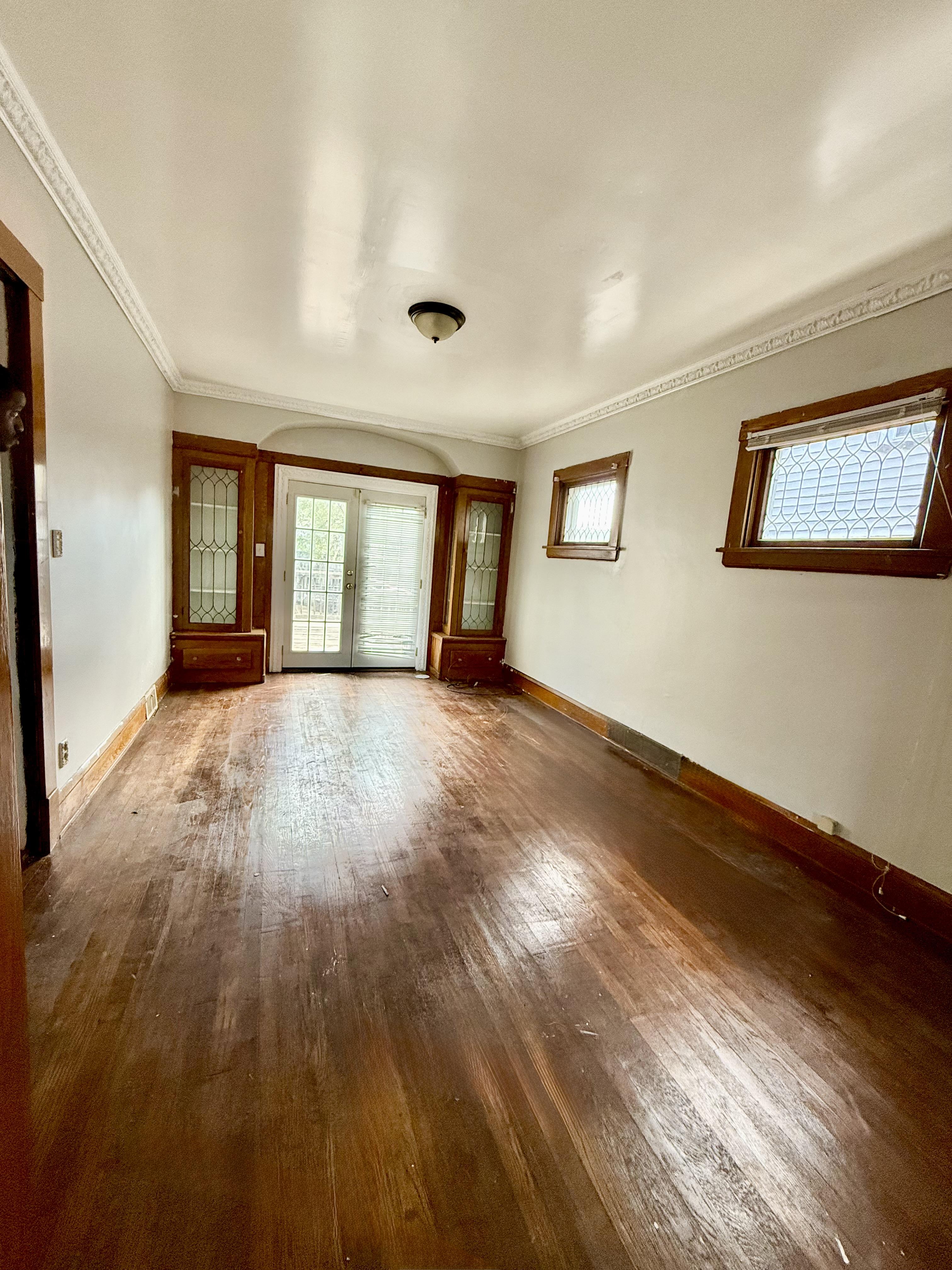12312 Buckingham Ave – photo 4