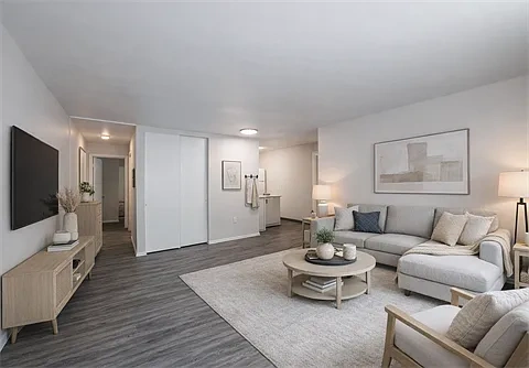 Deer Valley Apartments – photo 1