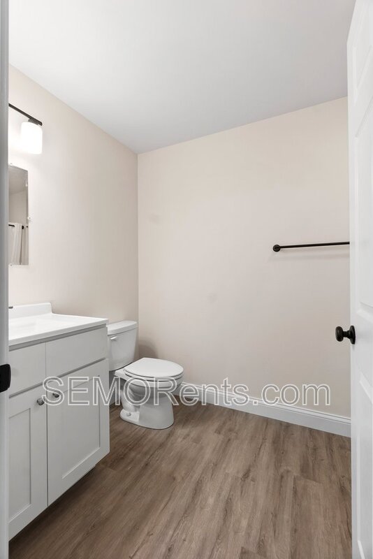 177 Coles Hl unit 103 – photo 4