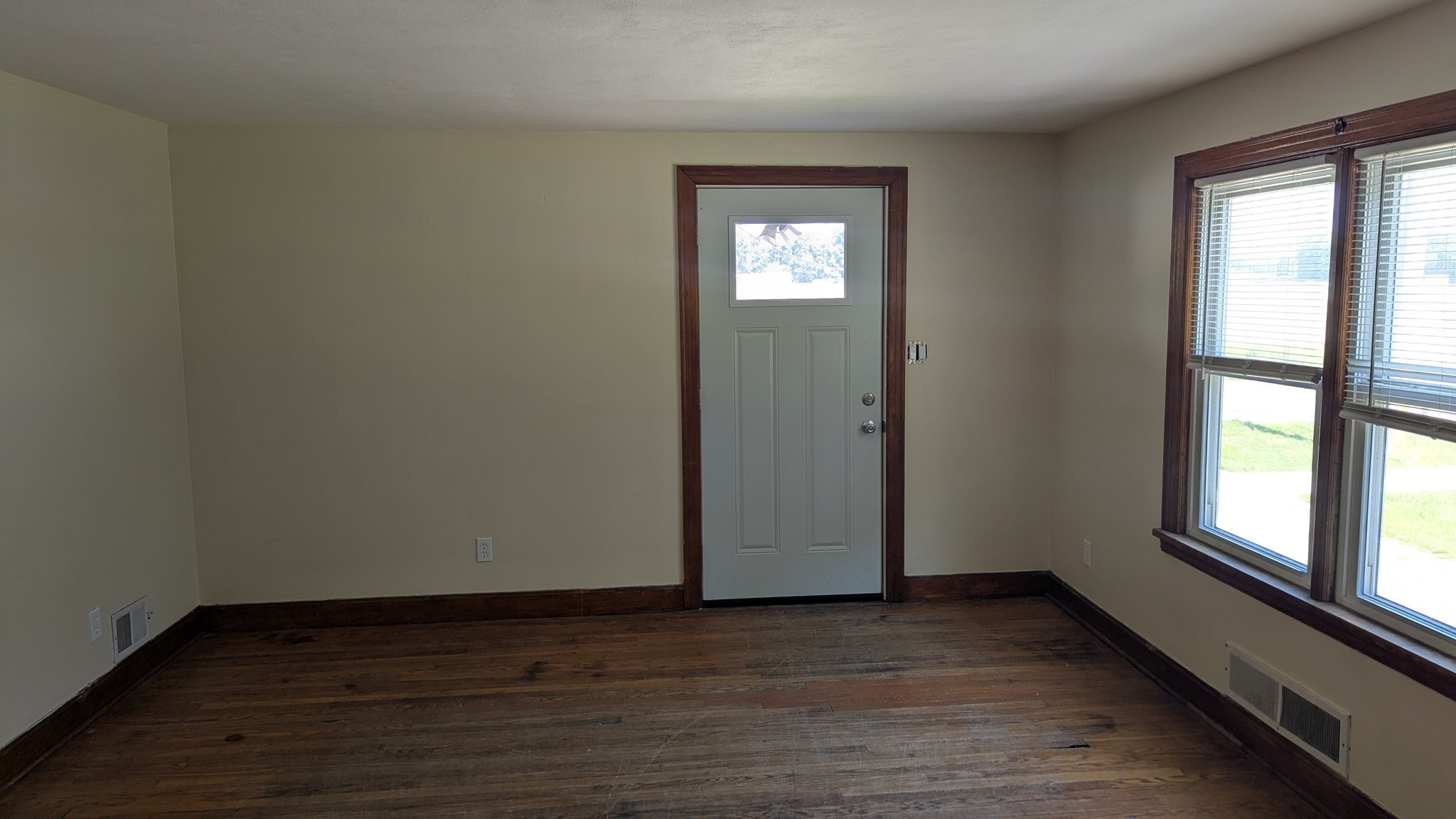 5006 New Chapel Rd unit Home – photo 2