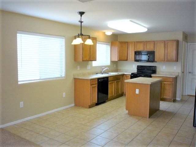 989 E Stronghold Canyon Ln – photo 3