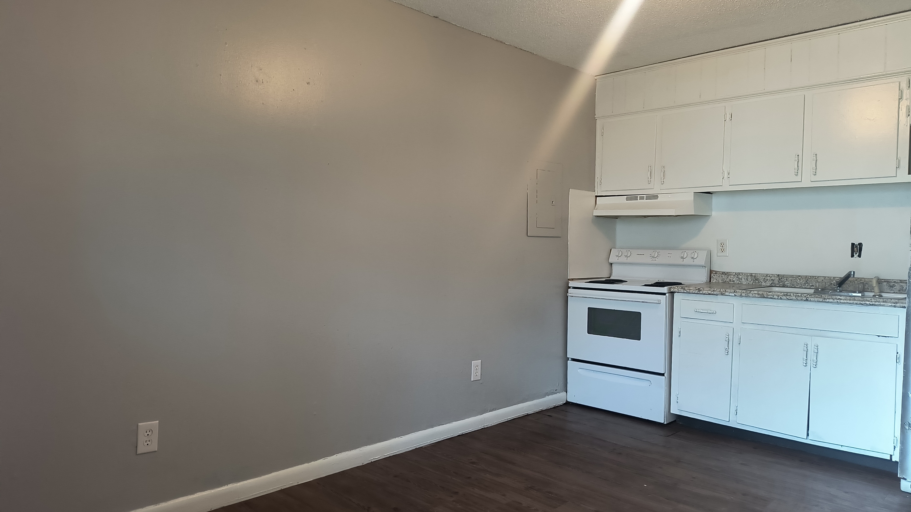 1717 S Olive St unit 2 – photo 1