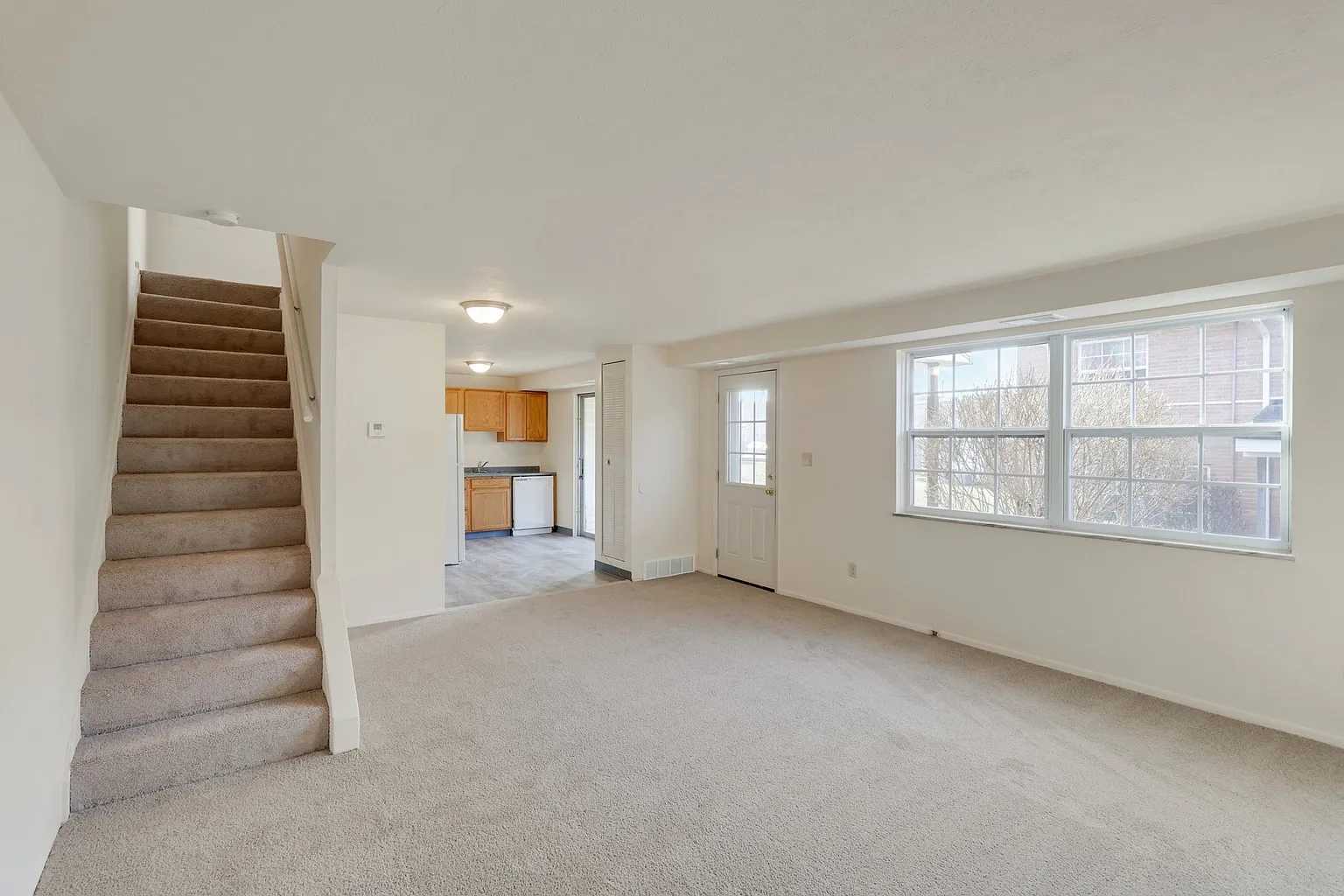 Seneca-Broadview Hills – photo 1