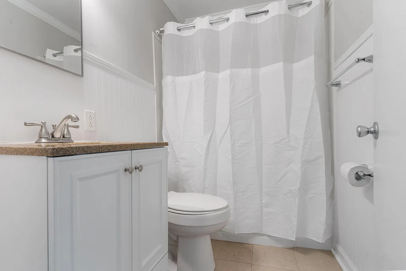 3934 Grace Ave – photo 5