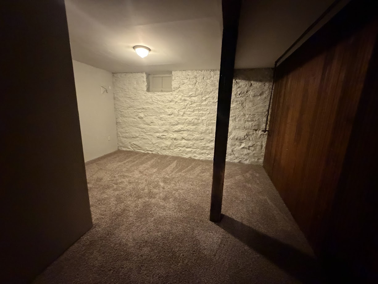 219 Suncrest St unit 6 – photo 4