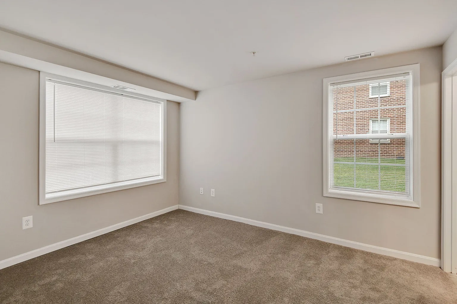 Queens Ridge Apartments – photo 5