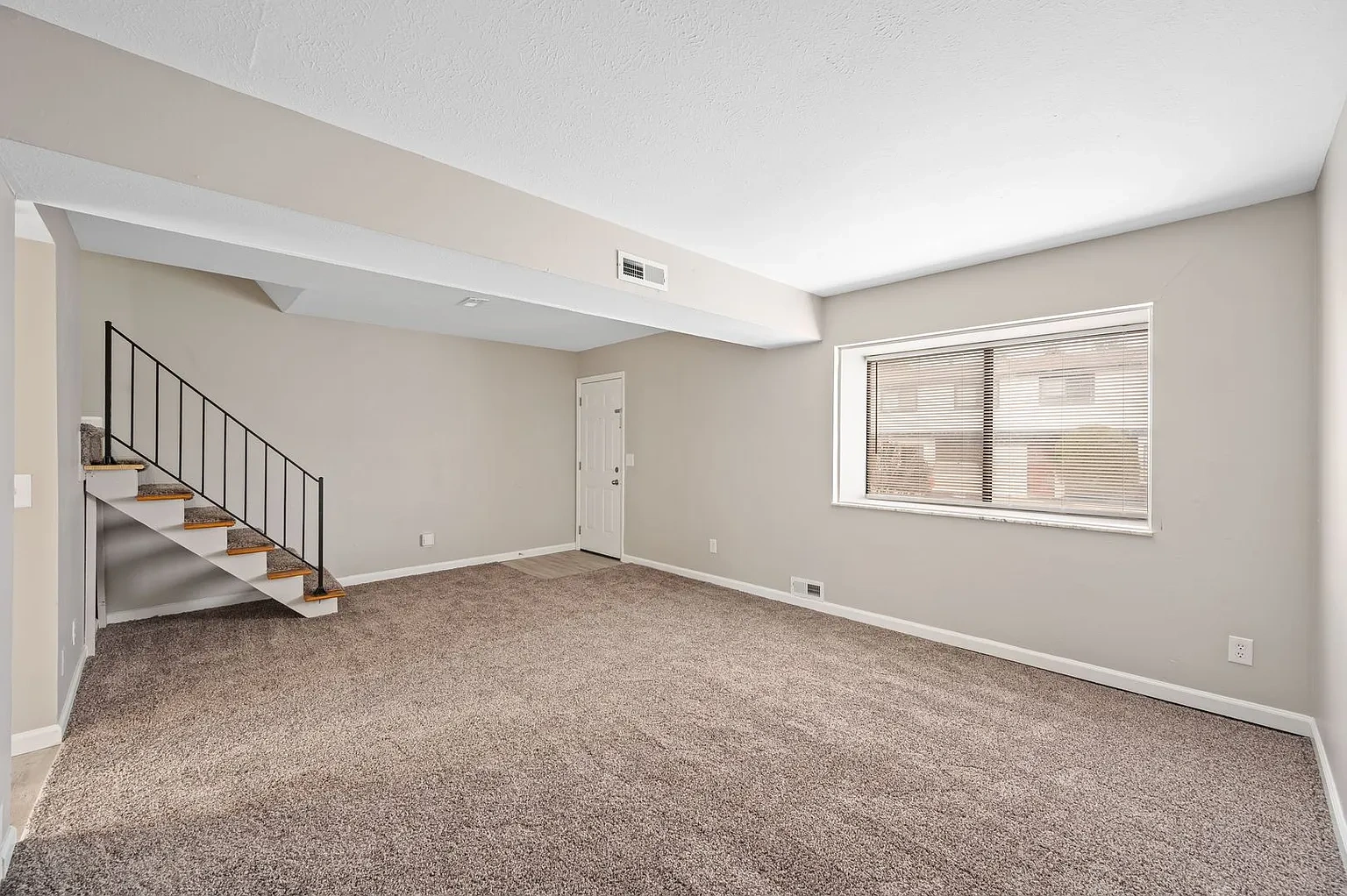 Village Square Townhomes – photo 5