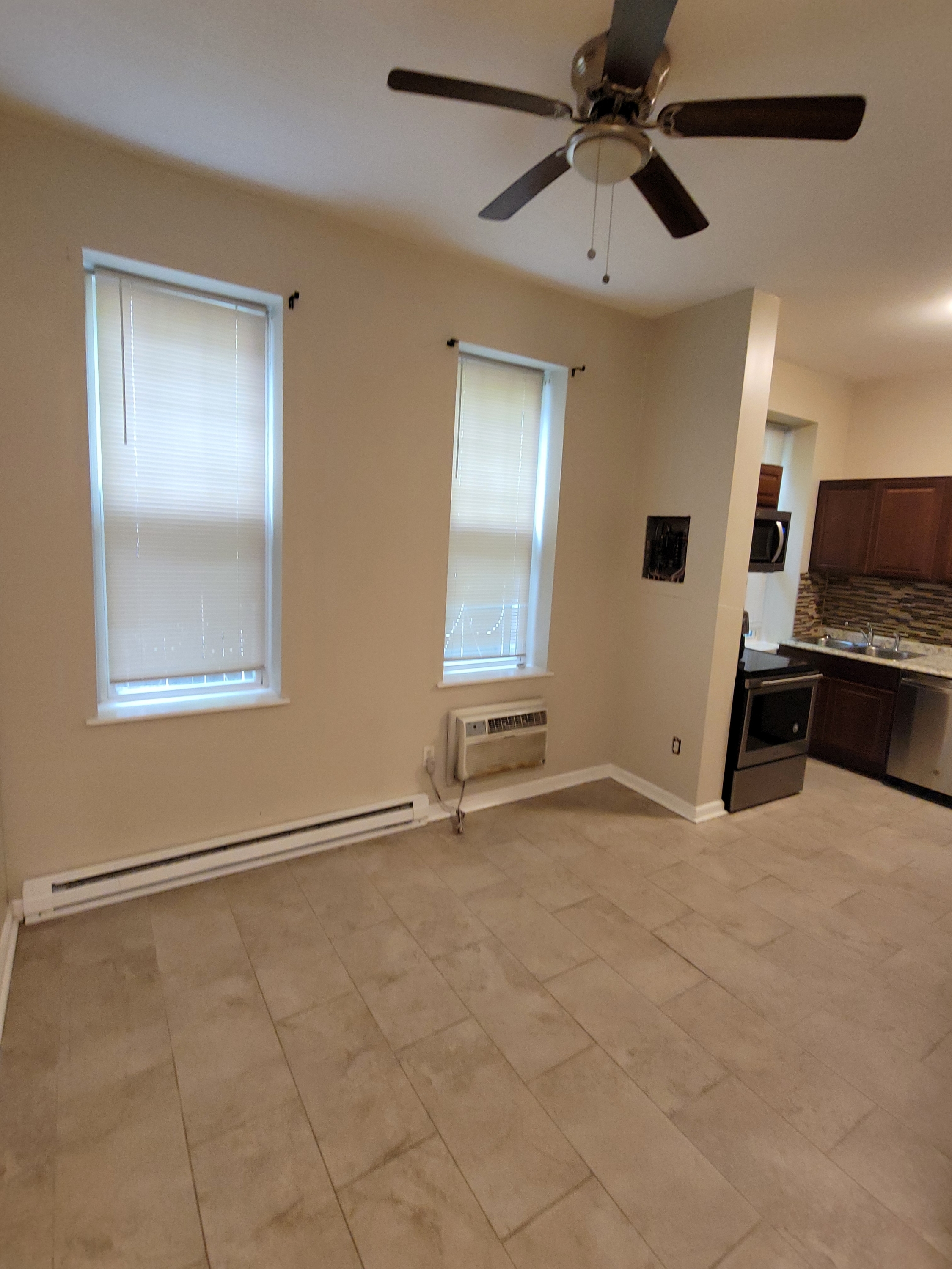 714 Cedar Ave unit 2 – photo 2