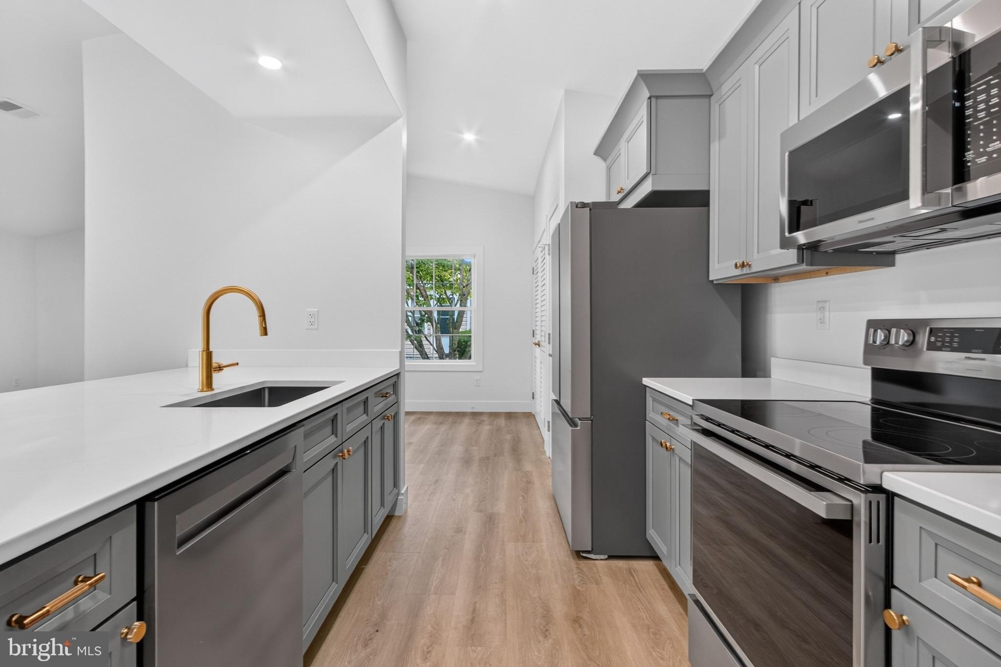 45 Tiffany Dr – photo 1