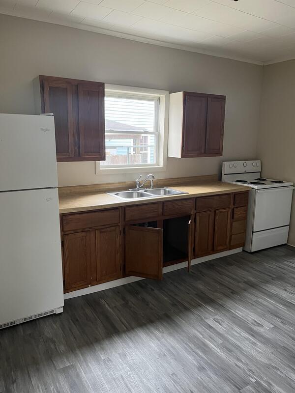 617 E Broadway Blvd – photo 5