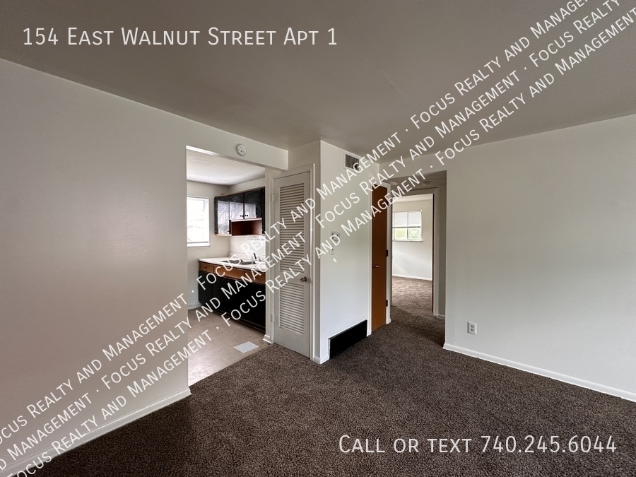 154 E Walnut St unit 1 – photo 5