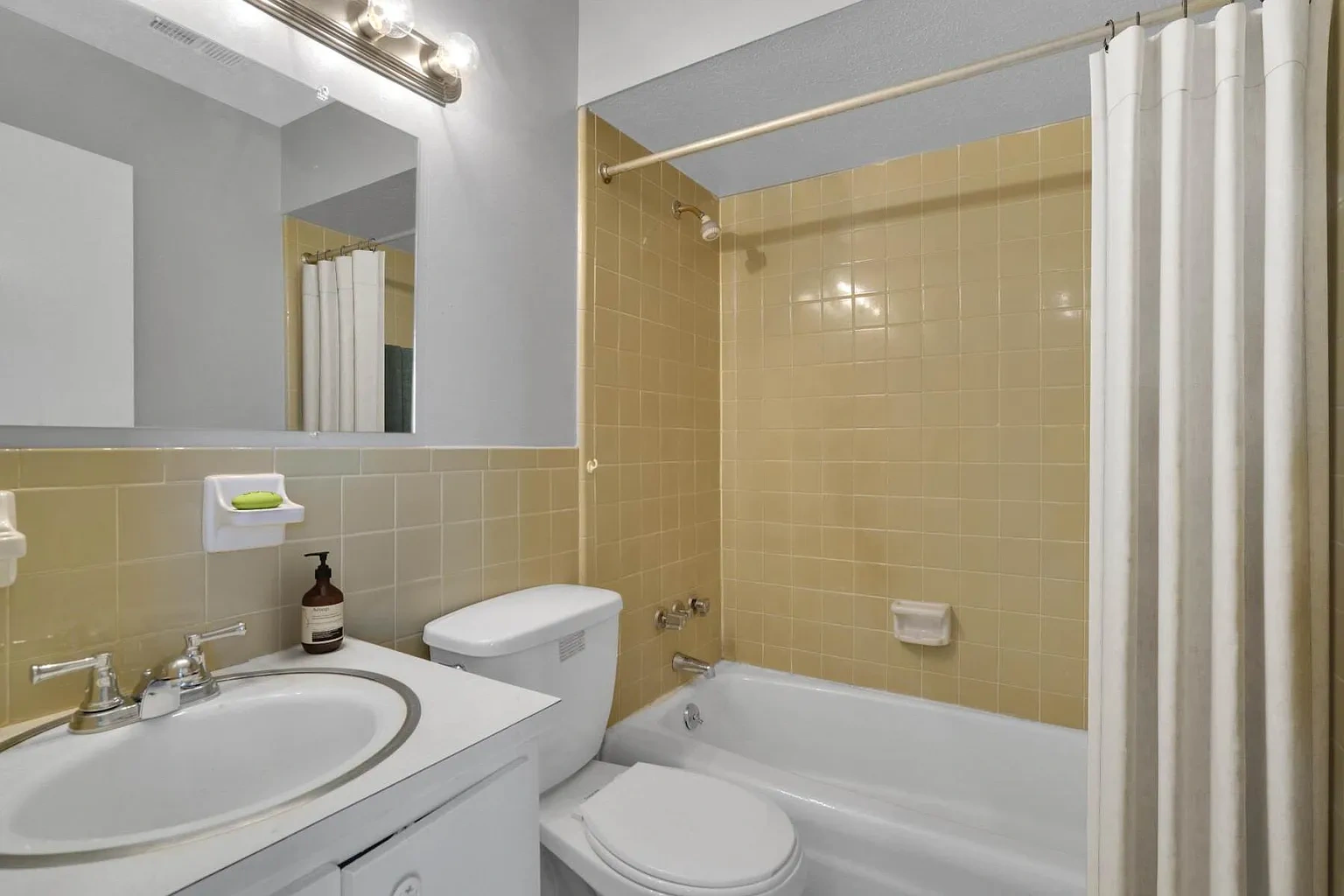 Valor Pointe Apartments – photo 5