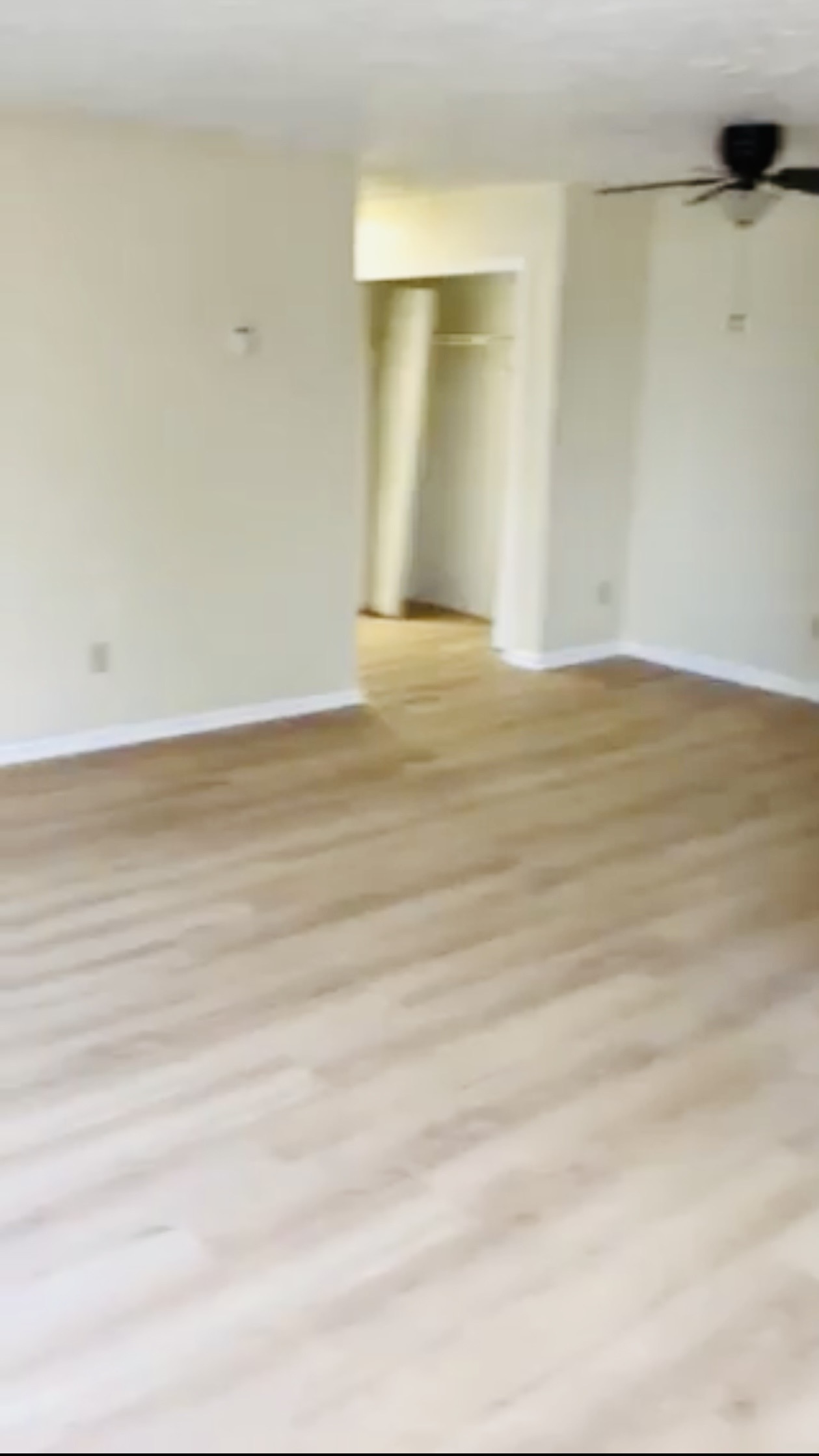 5790 Lee Rd S unit 7 – photo 2