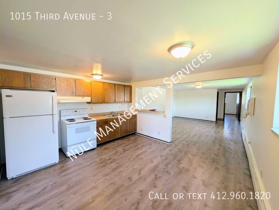 1015 3rd Ave – photo 1