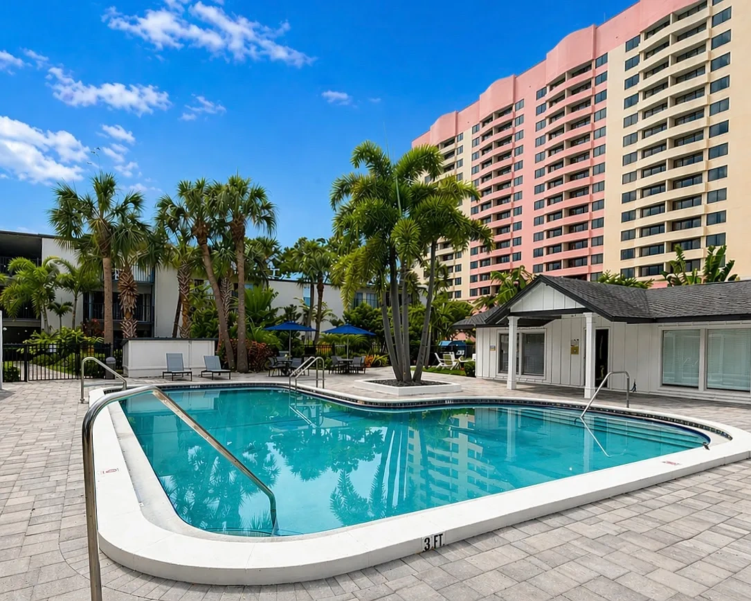 WestShore Apartments – photo 5