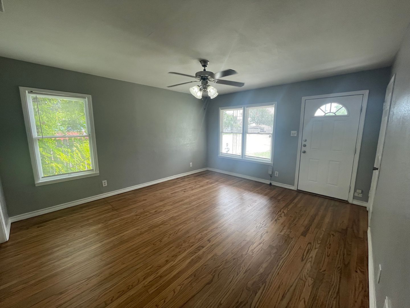 4501 Moravian Dr – photo 3