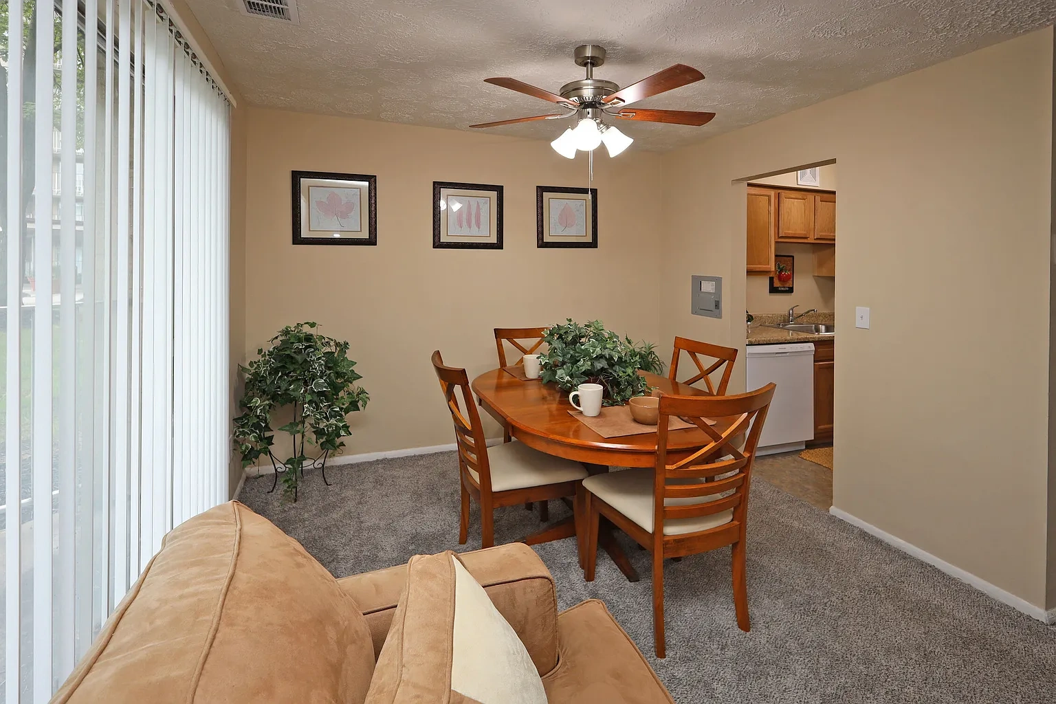 Willoughby Hills Towers – photo 5