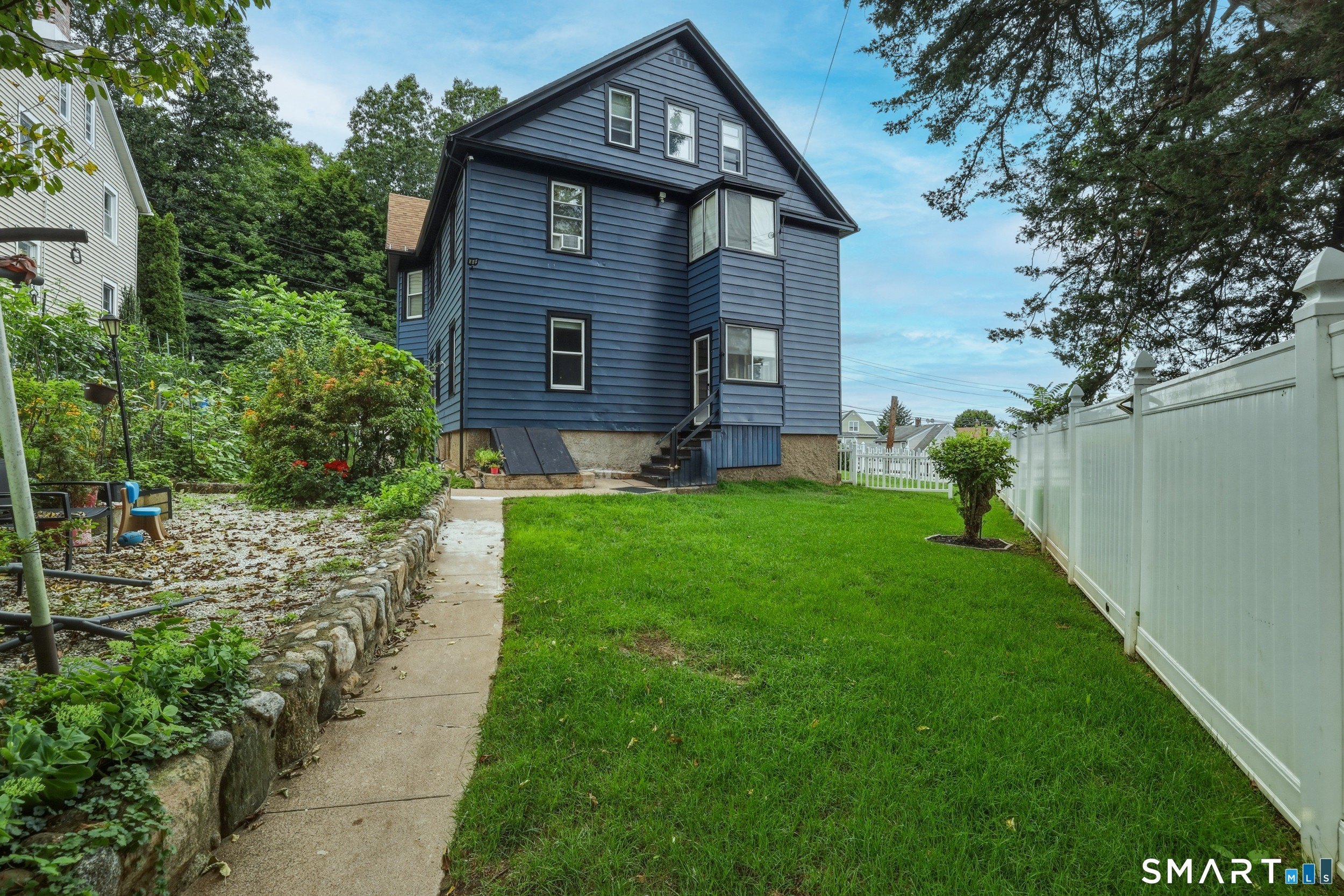 44-46 Perry Hill Rd – photo 4