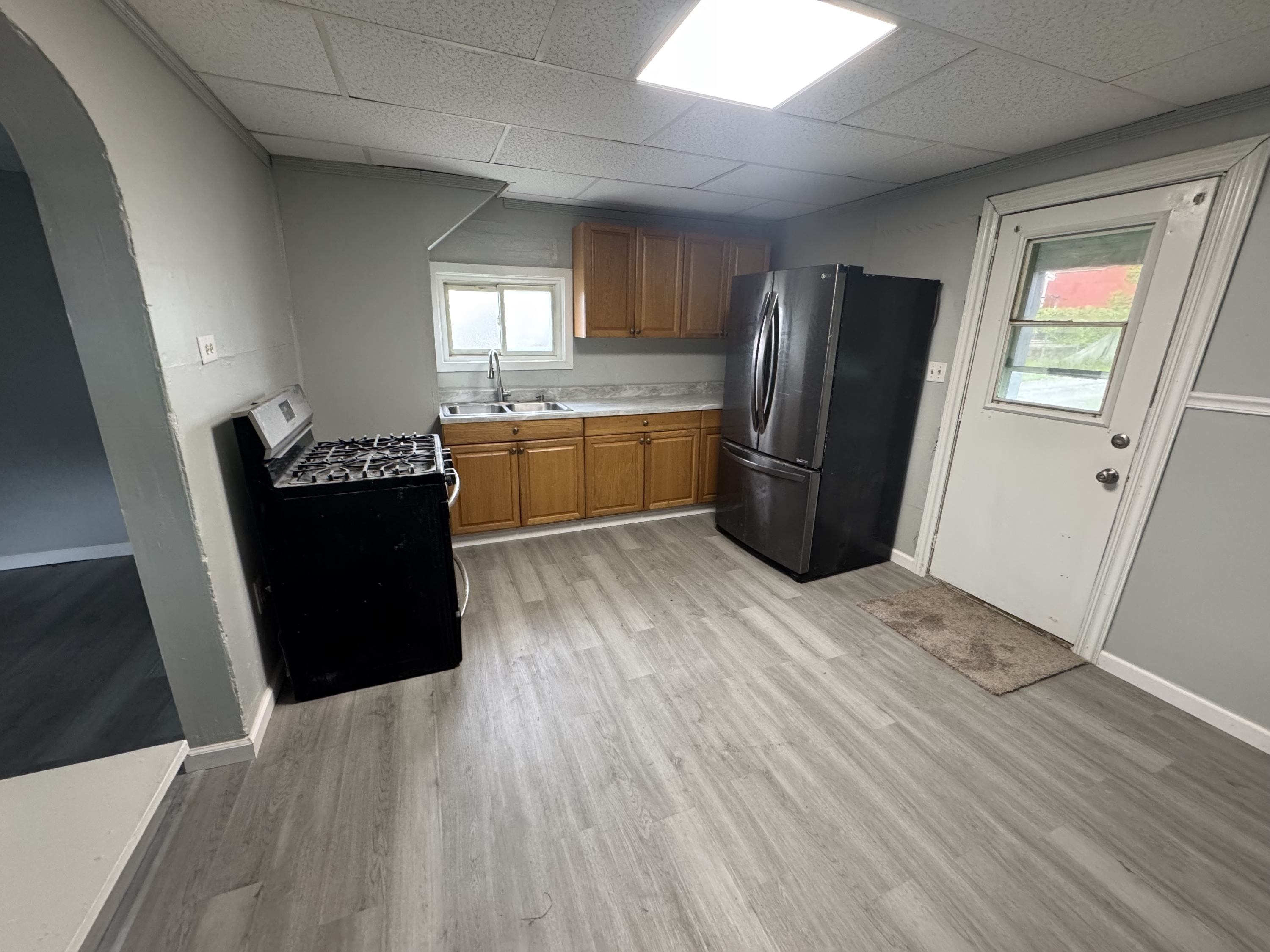150 Hickory St – photo 2