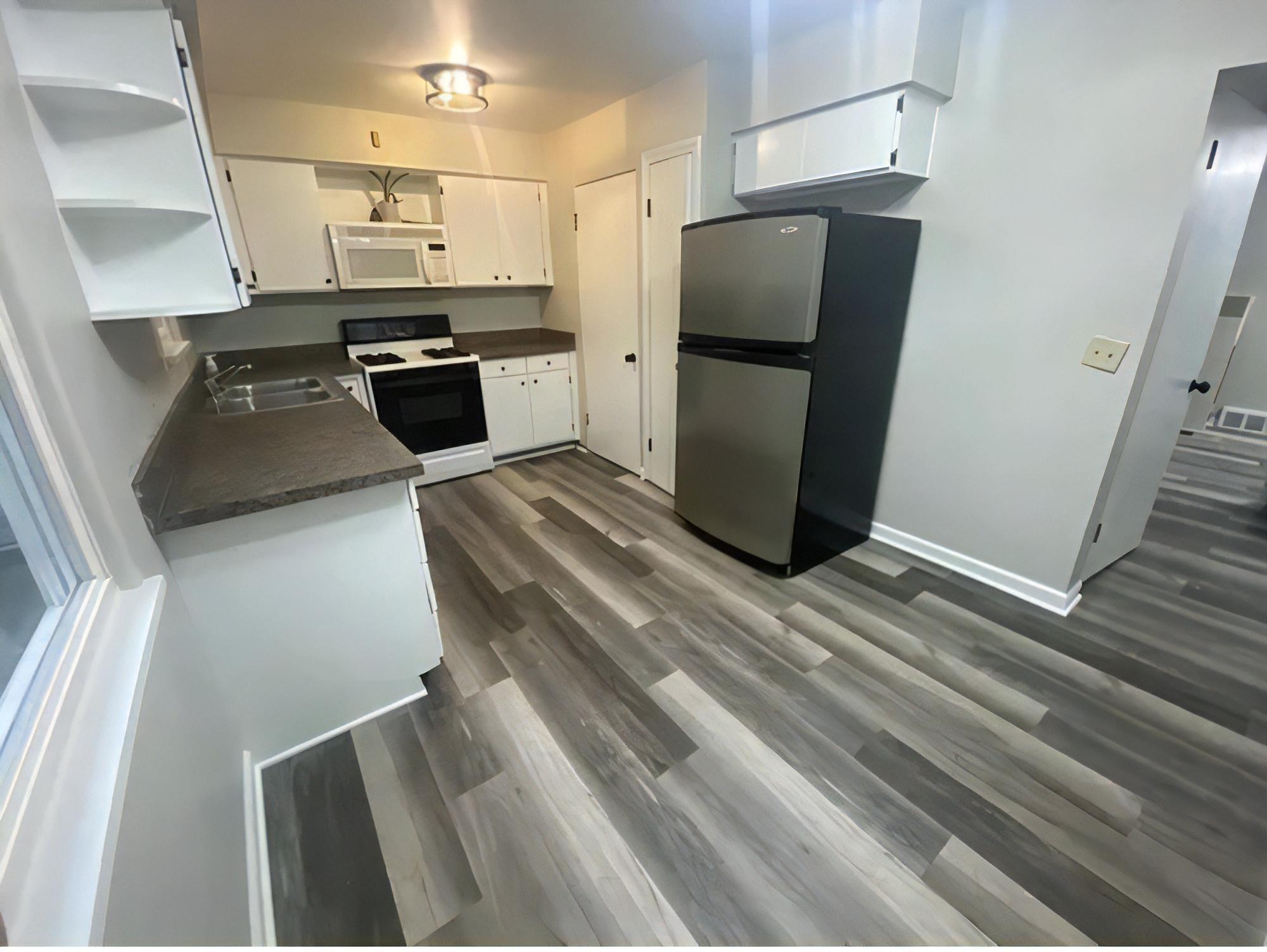 169 Brookfield Rd – photo 1